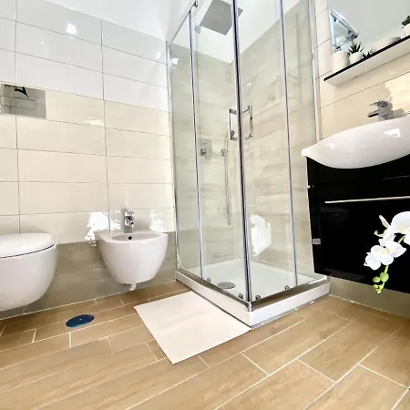 Poppea - Tra Napoli, Pompei E Sorrento * Torre Annunziata